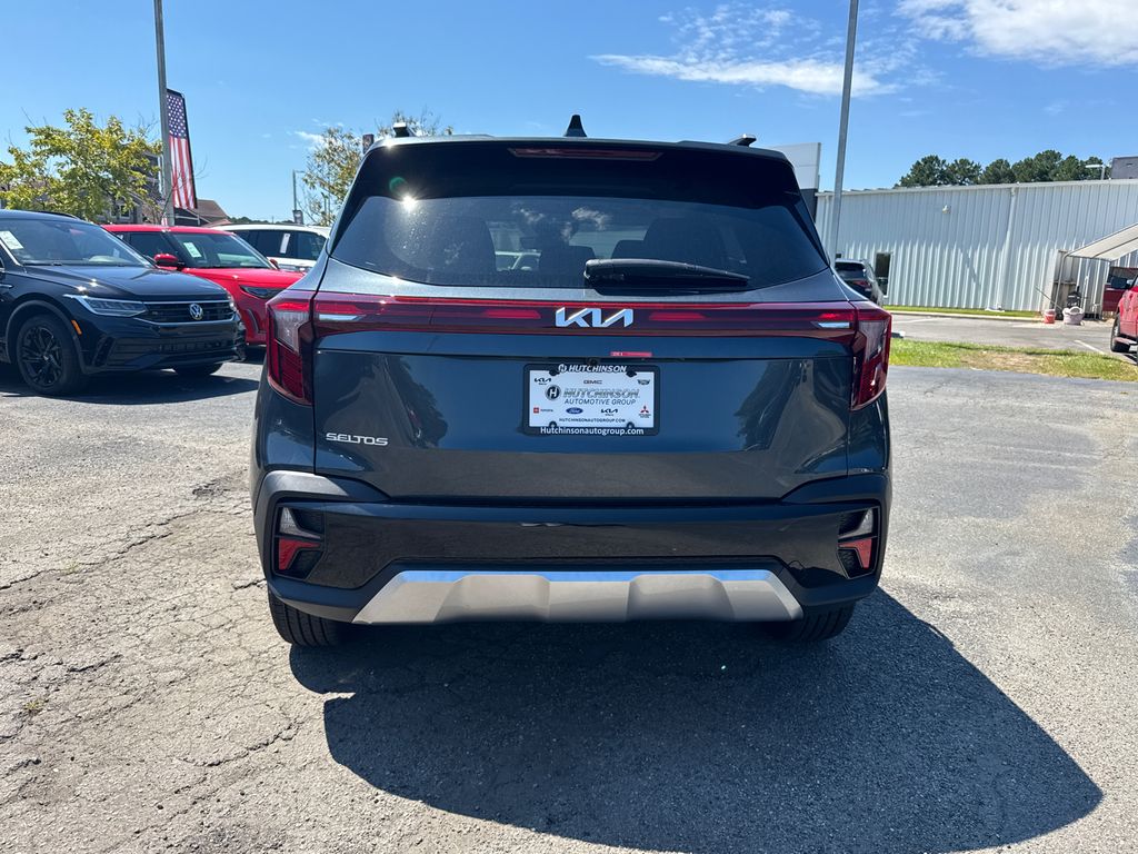 2026 Kia Seltos S photo 4