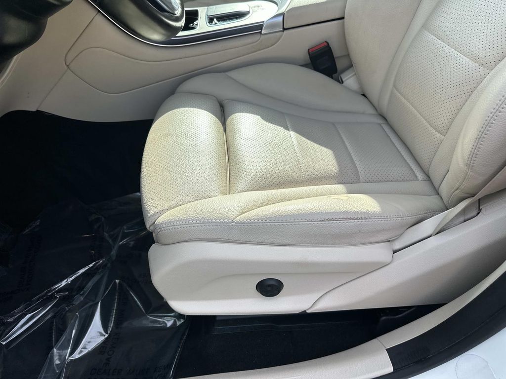 2022 Mercedes Benz GLC 300 4MATIC photo 35