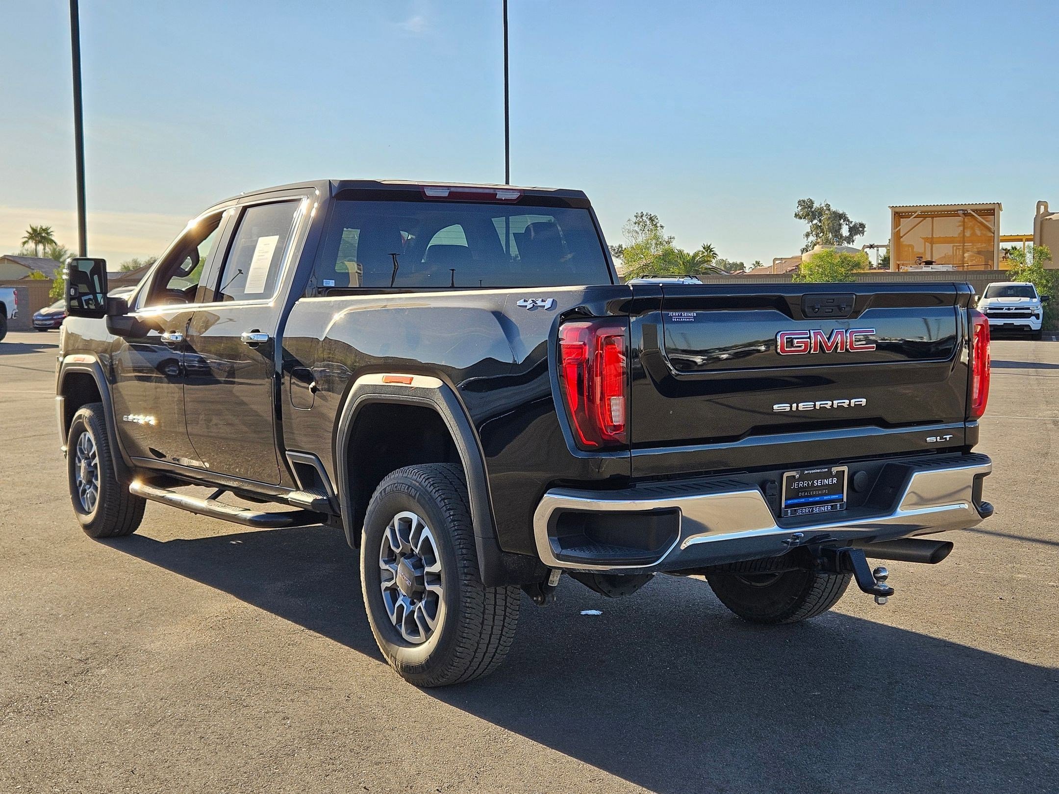 2022 Gmc Sierra 3500 HD SLT photo 3