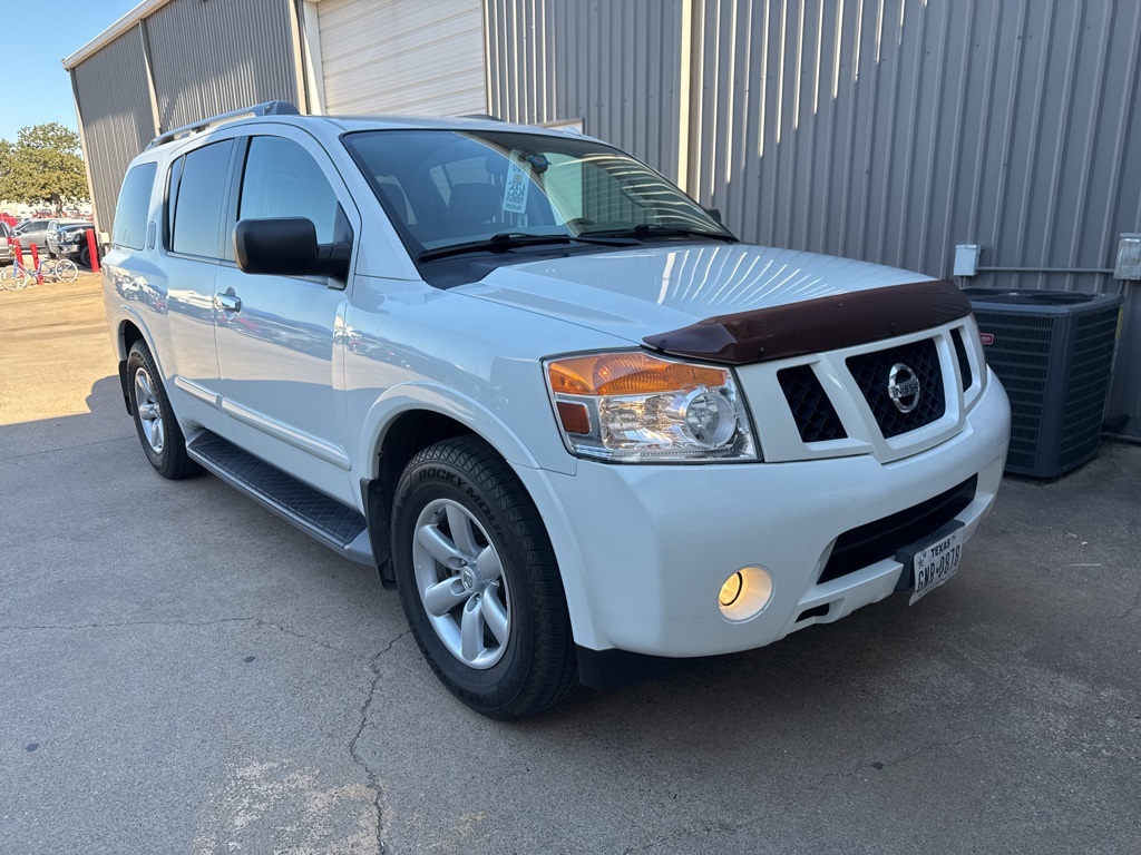 2015 Nissan Armada SV photo 3