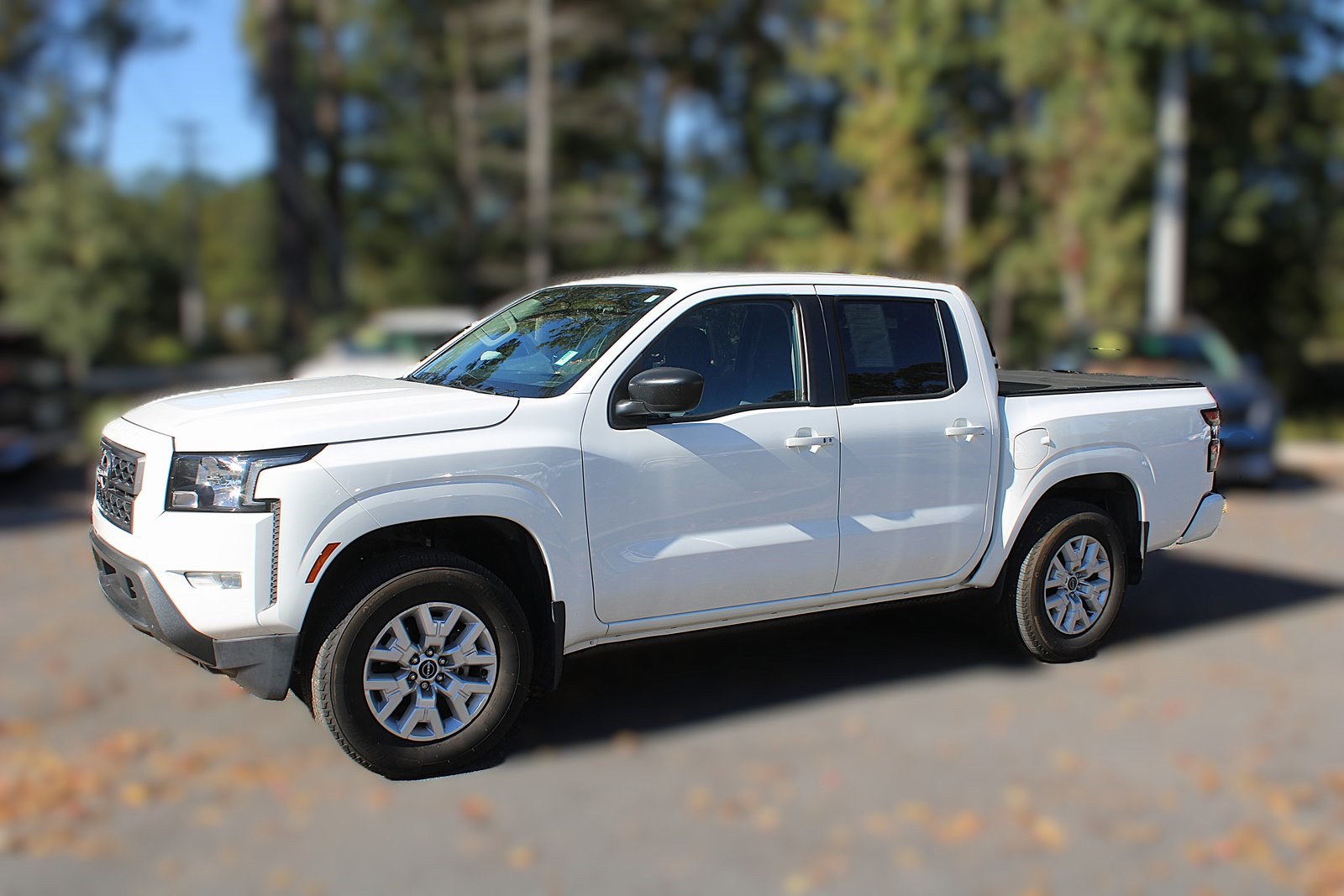 2023 Nissan Frontier SV photo 3