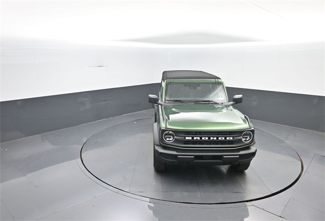 2025 Ford Bronco Base photo 11