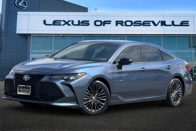 Pre-Owned 2021 Toyota Avalon Hybrid XSE 4dr Car in Roseville