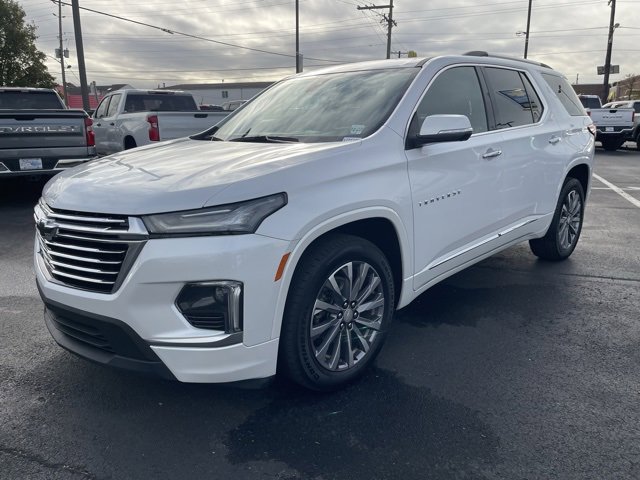 2023 Chevrolet Traverse Premier photo 3