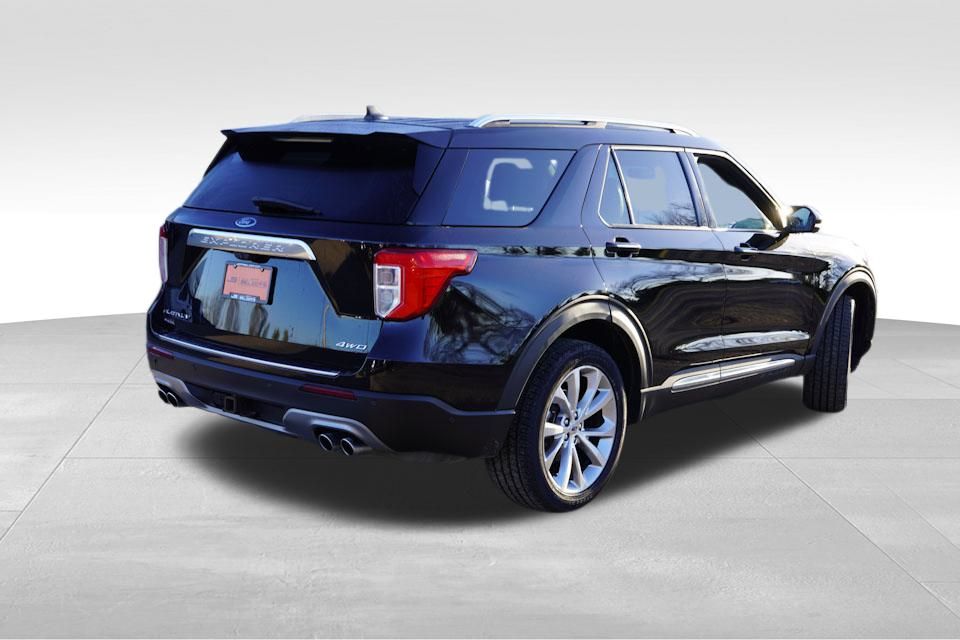 2022 Ford Explorer Platinum photo 3