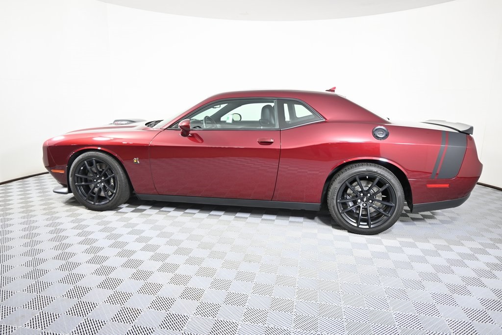 2022 Dodge Challenger R/T Scat Pack photo 3