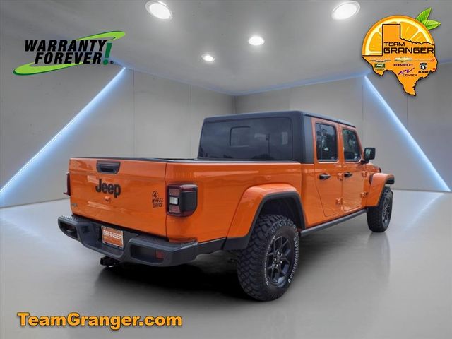 2025 Jeep Gladiator Willys photo 3