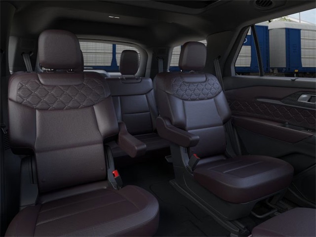 2025 Ford Explorer Platinum photo 9