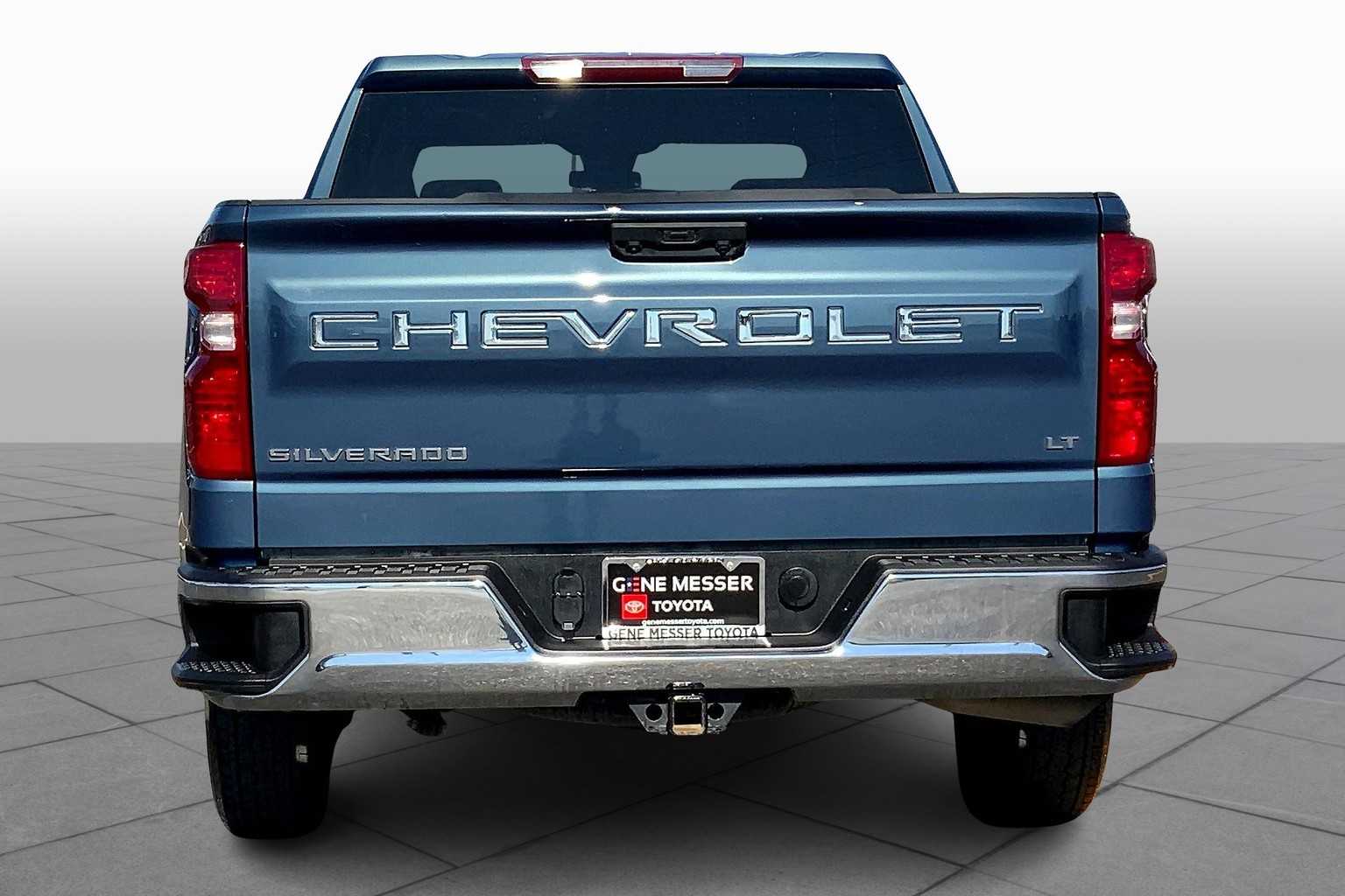2024 Chevrolet Silverado 1500 LT photo 4