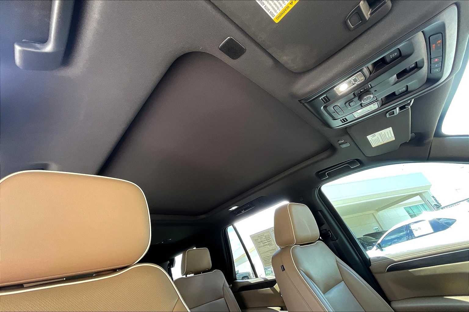 2021 Chevrolet Tahoe Premier photo 12