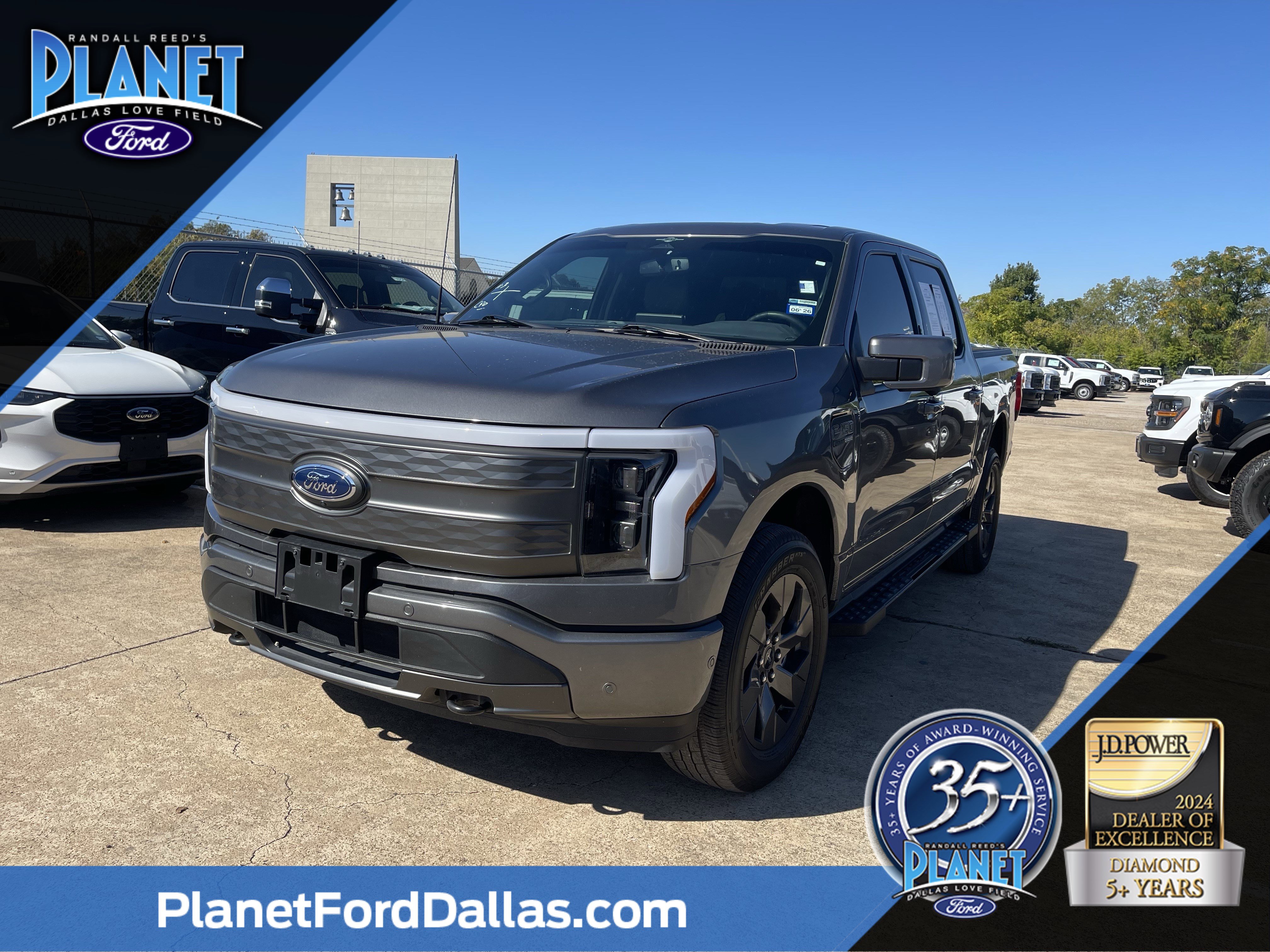 2023 Ford F-150 Lightning Lariat