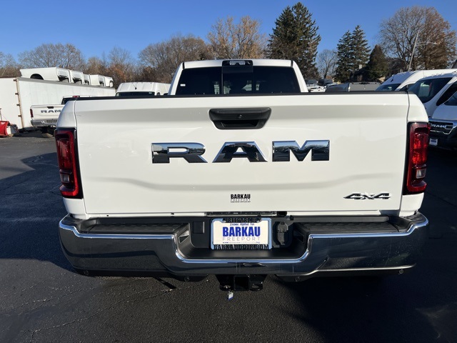 2026 Ram 3500 Tradesman photo 4