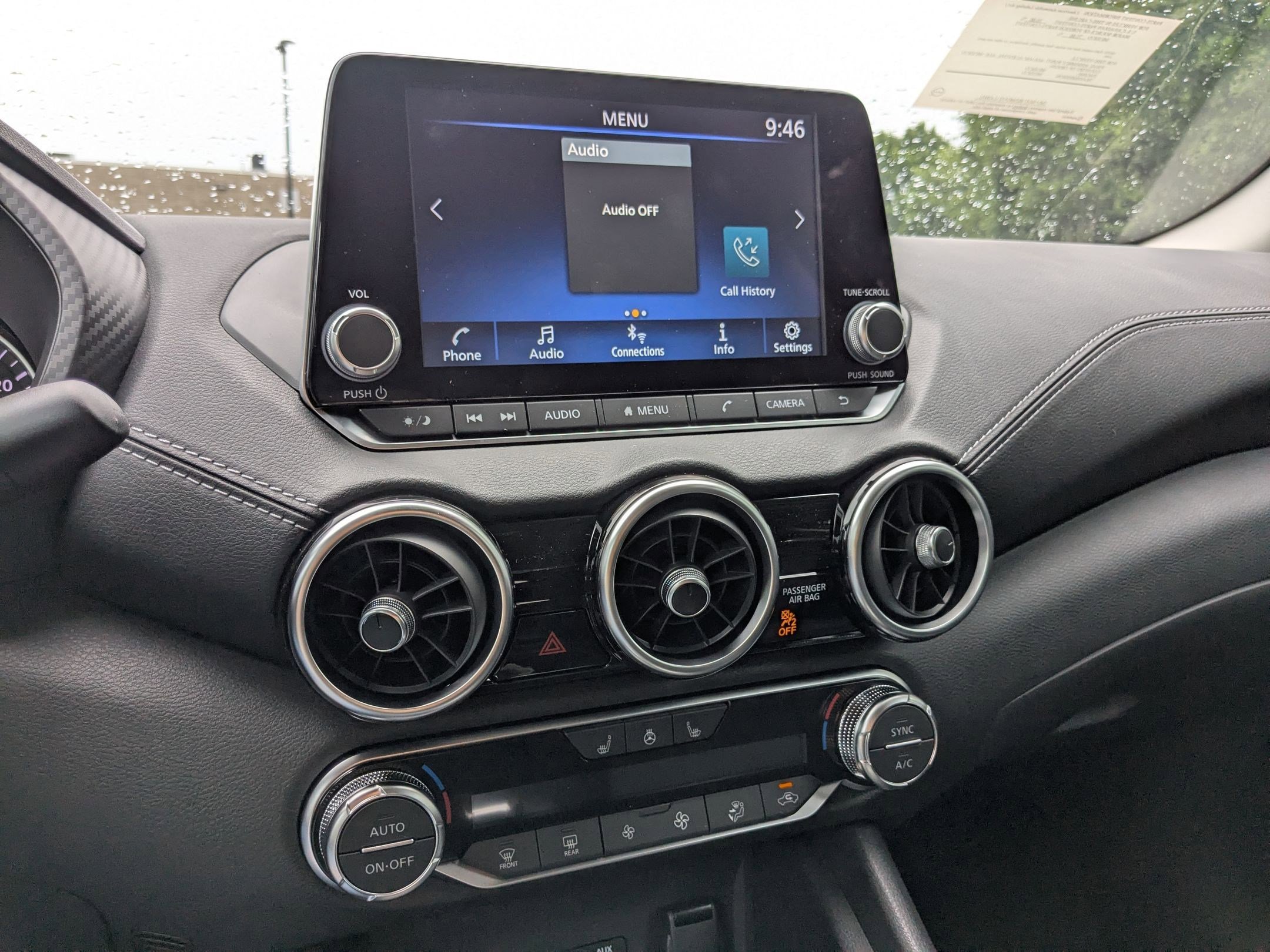2025 Nissan Sentra SV photo 13