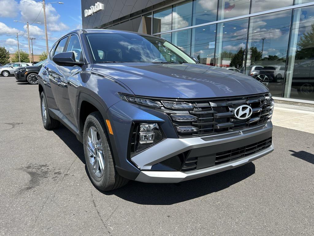 2025 Hyundai Tucson SE photo 2