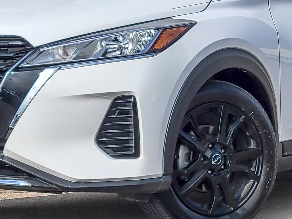 2024 NISSAN KICKS - Image 3