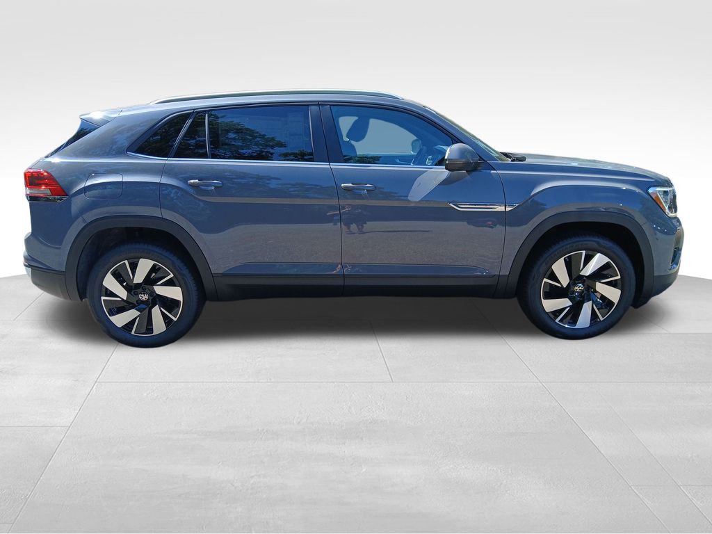 2026 Volkswagen Atlas Cross Sport SE Technology photo 5