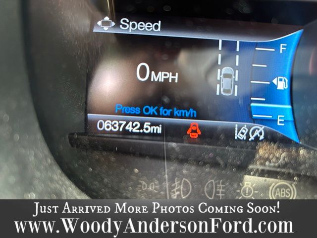 2022 Ford Edge Titanium photo 14
