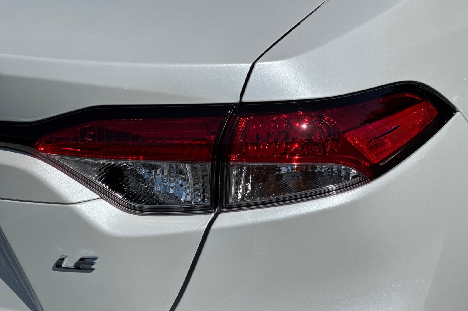 2025 Toyota Corolla LE photo 28