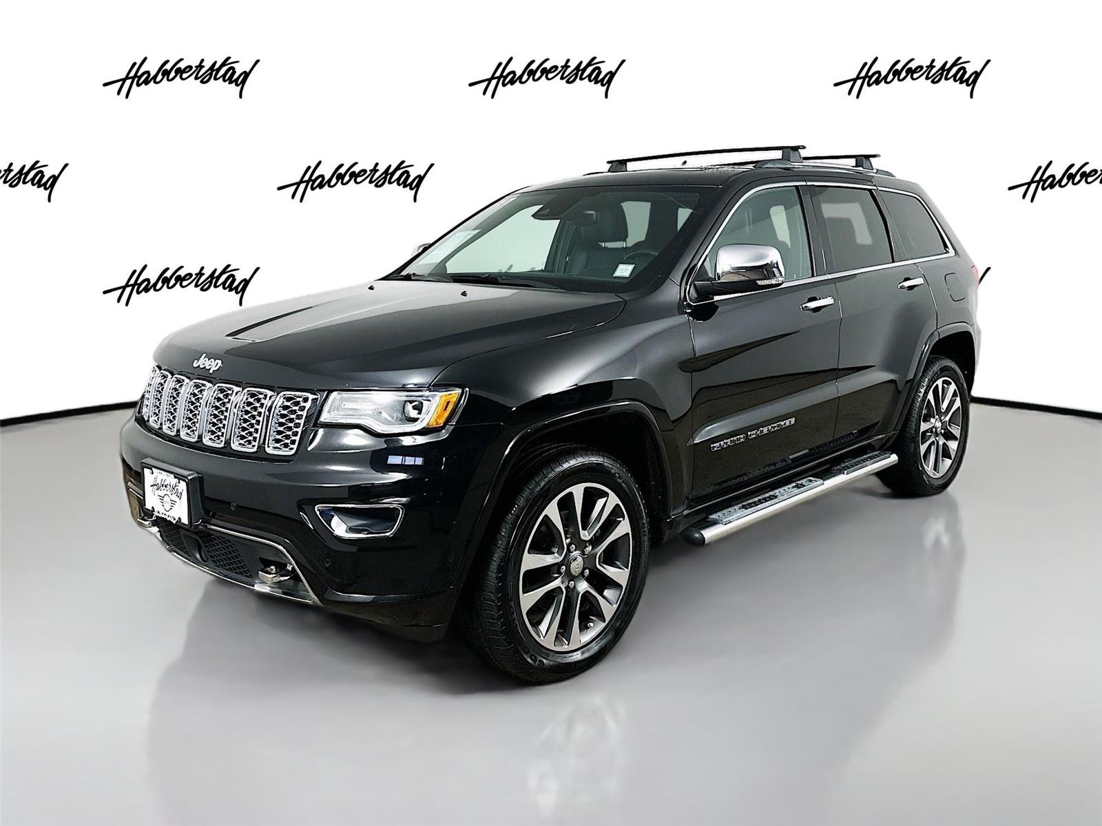 2017 Jeep Grand Cherokee Overland's photo