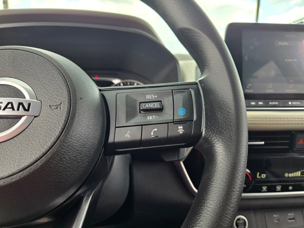 2021 Nissan Rogue SV photo 24