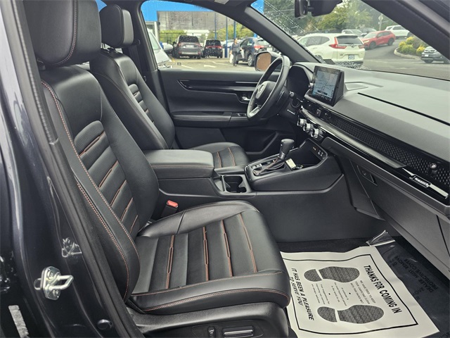 2024 Honda CR-V Hybrid Sport Touring photo 6