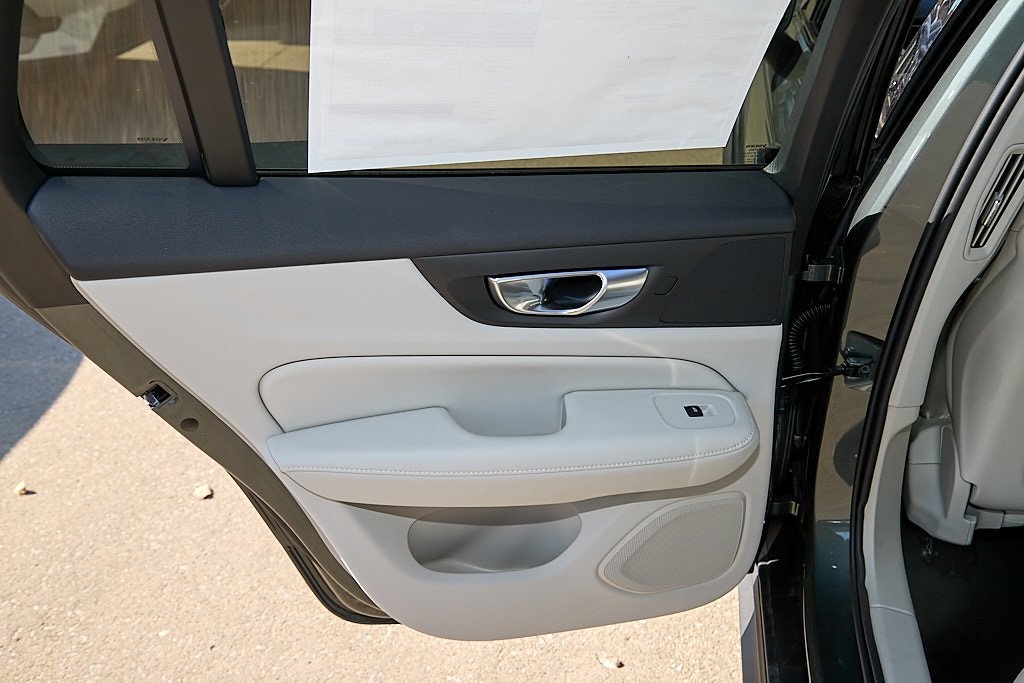 2026 VOLVO V60CC - Image 16