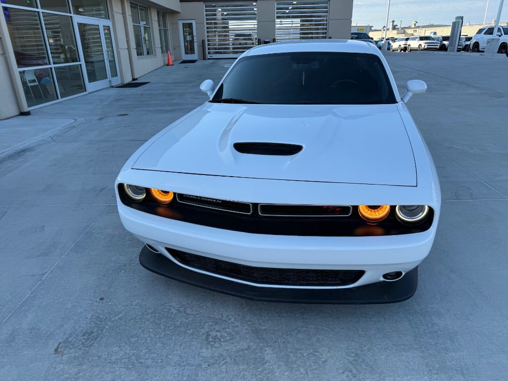 2019 Dodge Challenger R/T photo 2