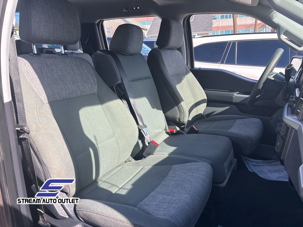 2023 Ford F-150 XLT photo 8