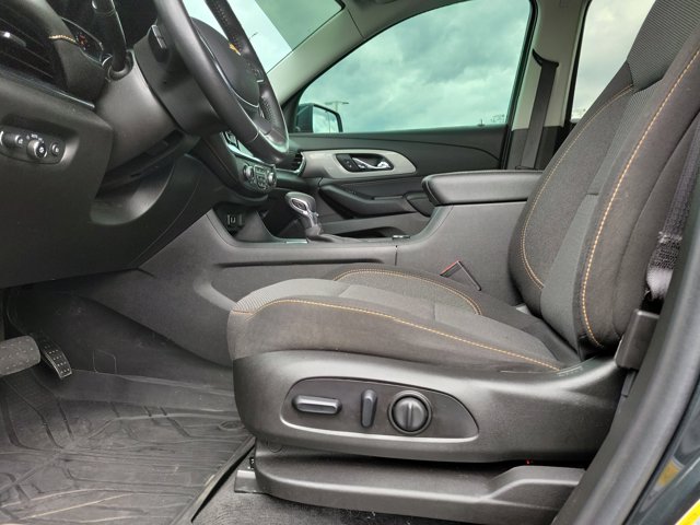 2021 Chevrolet Traverse Cloth photo 13