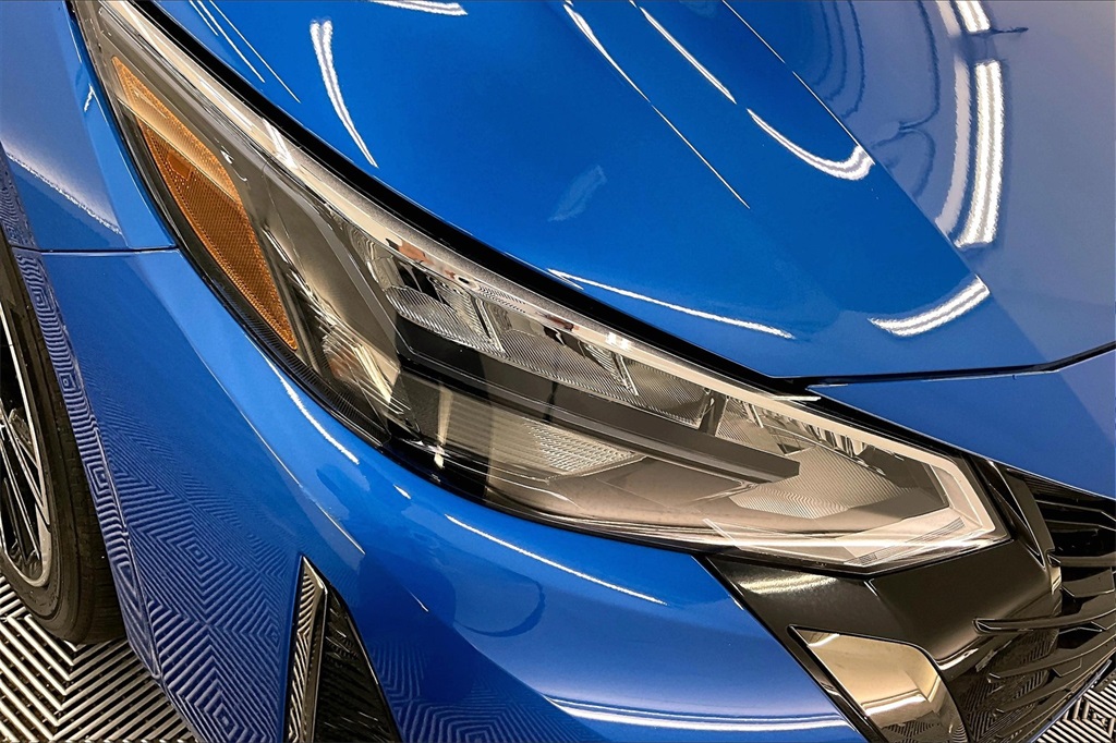 2024 Nissan Sentra SR photo 25