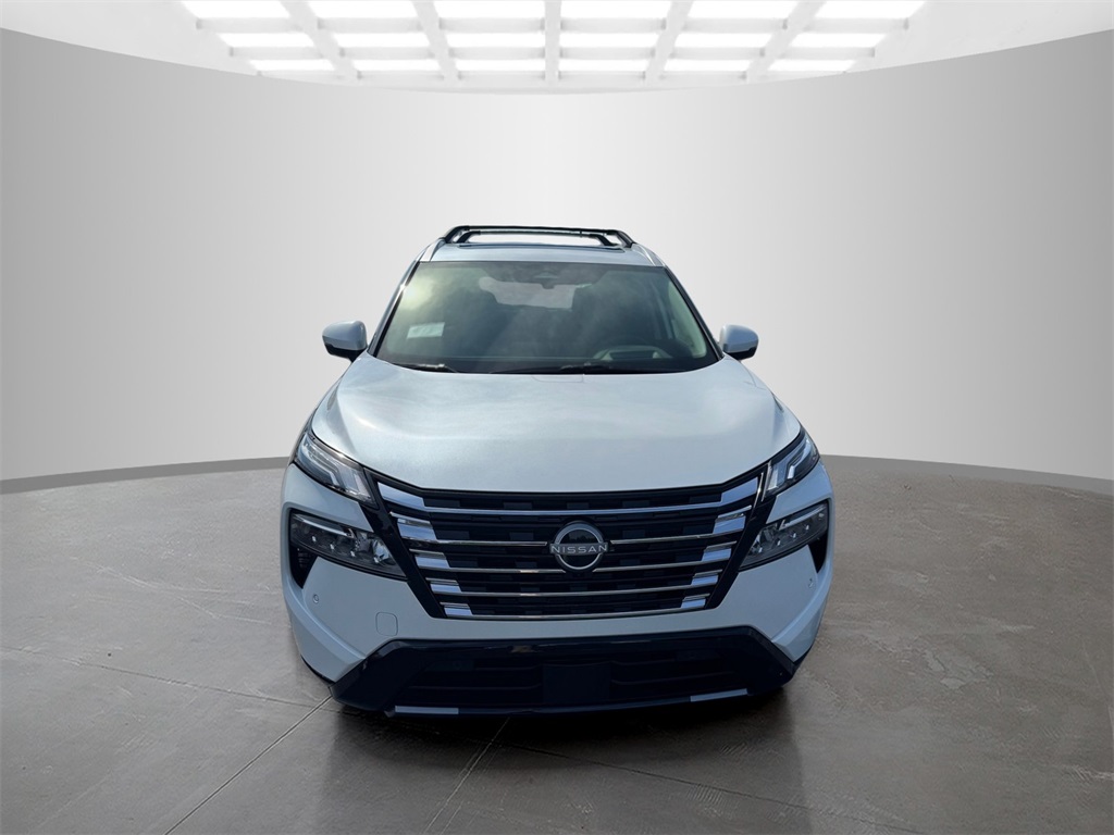 2026 Nissan Rogue Platinum photo 8