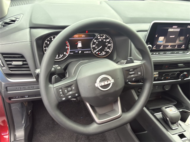 2026 Nissan Rogue S photo 17