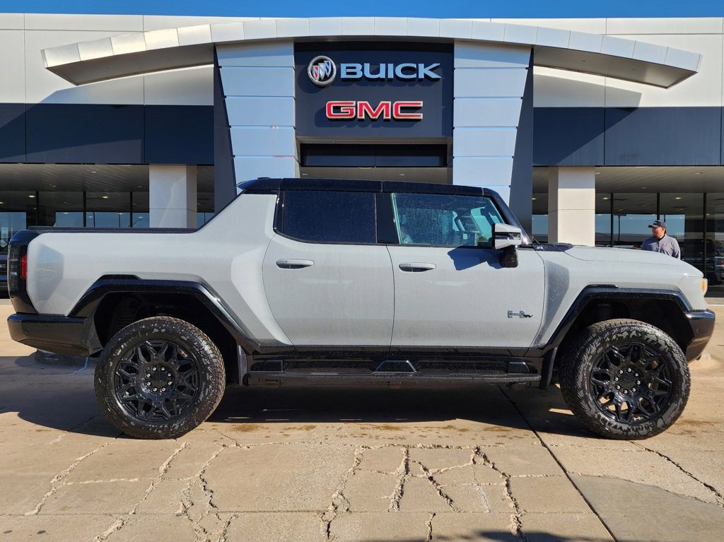 Used 2025 GMC HUMMER EV 2X with VIN 1GT40BDD7SU114194 for sale in Norman, OK