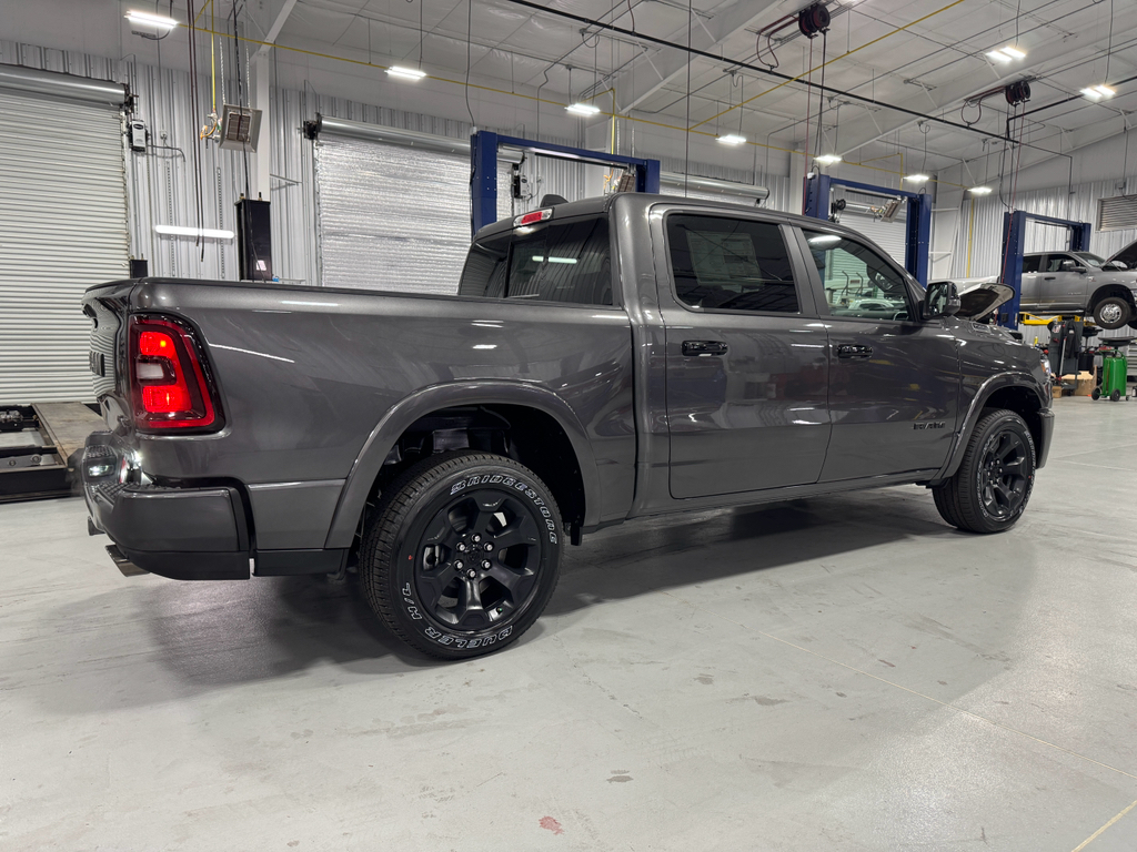 2025 Ram 1500 Big Horn photo 8