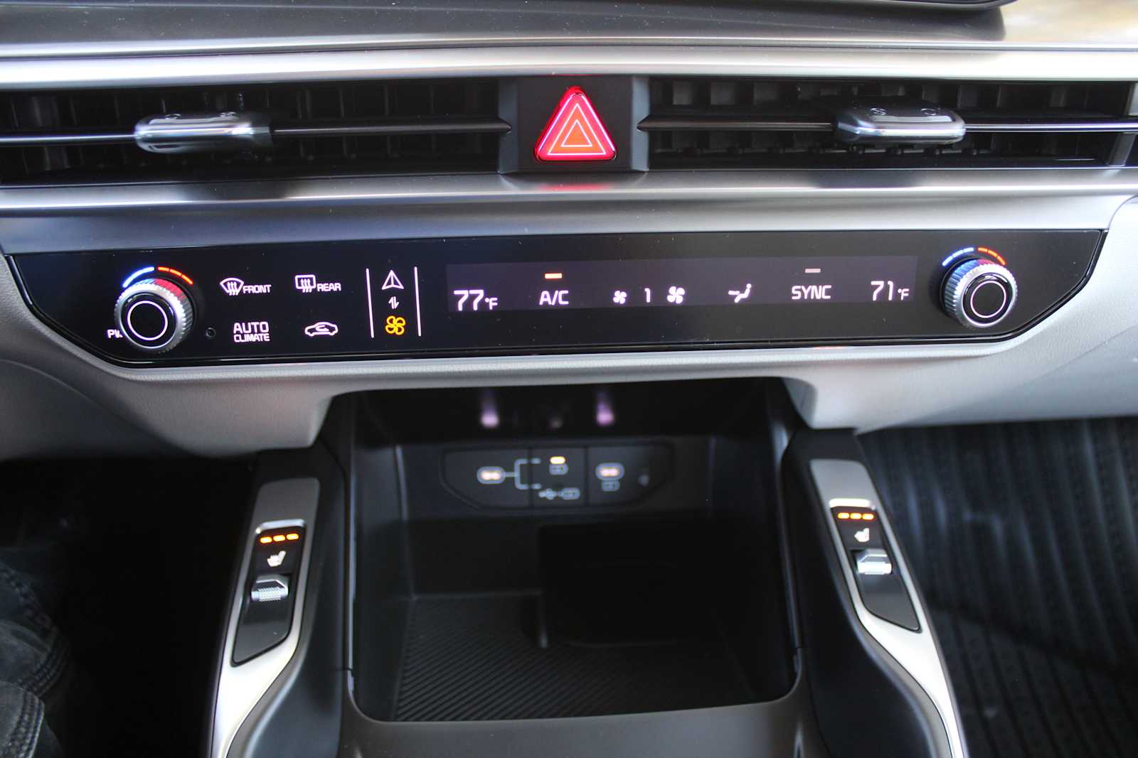 2025 Kia Sorento EX photo 35