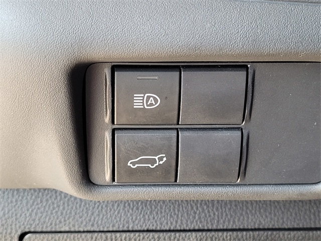 2022 Toyota Highlander XLE photo 15