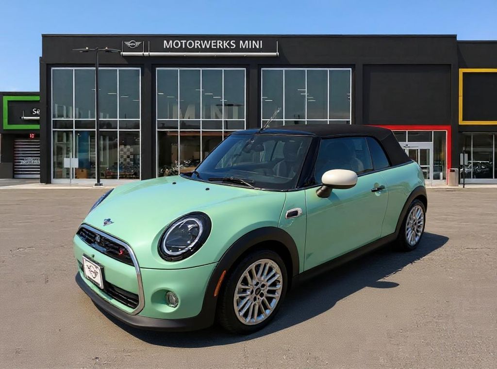 2026 MINI Convertible S's photo