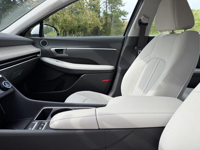 2025 Hyundai Sonata Hybrid SEL photo 23
