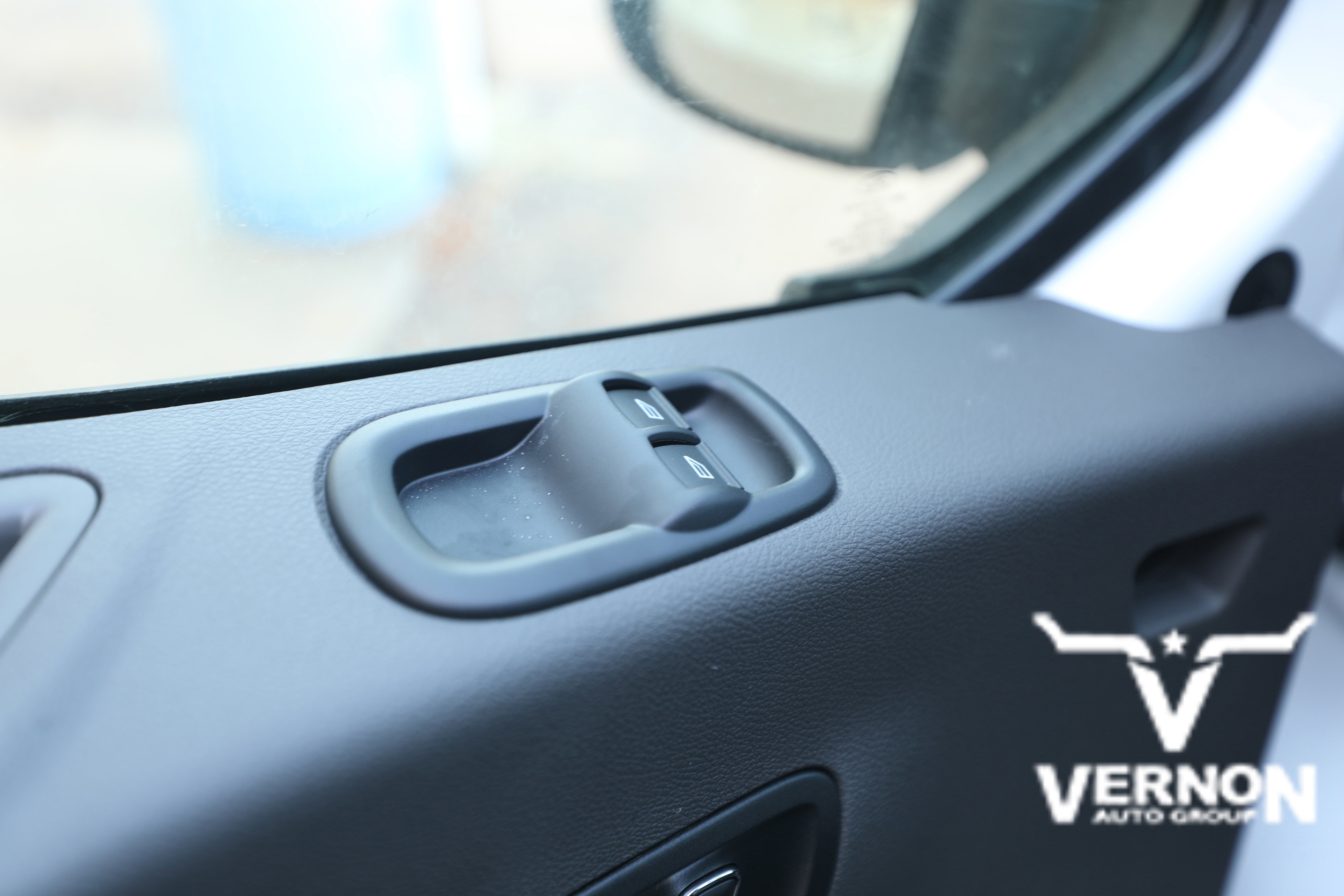 2025 Ford Transit Cargo Van XL photo 3