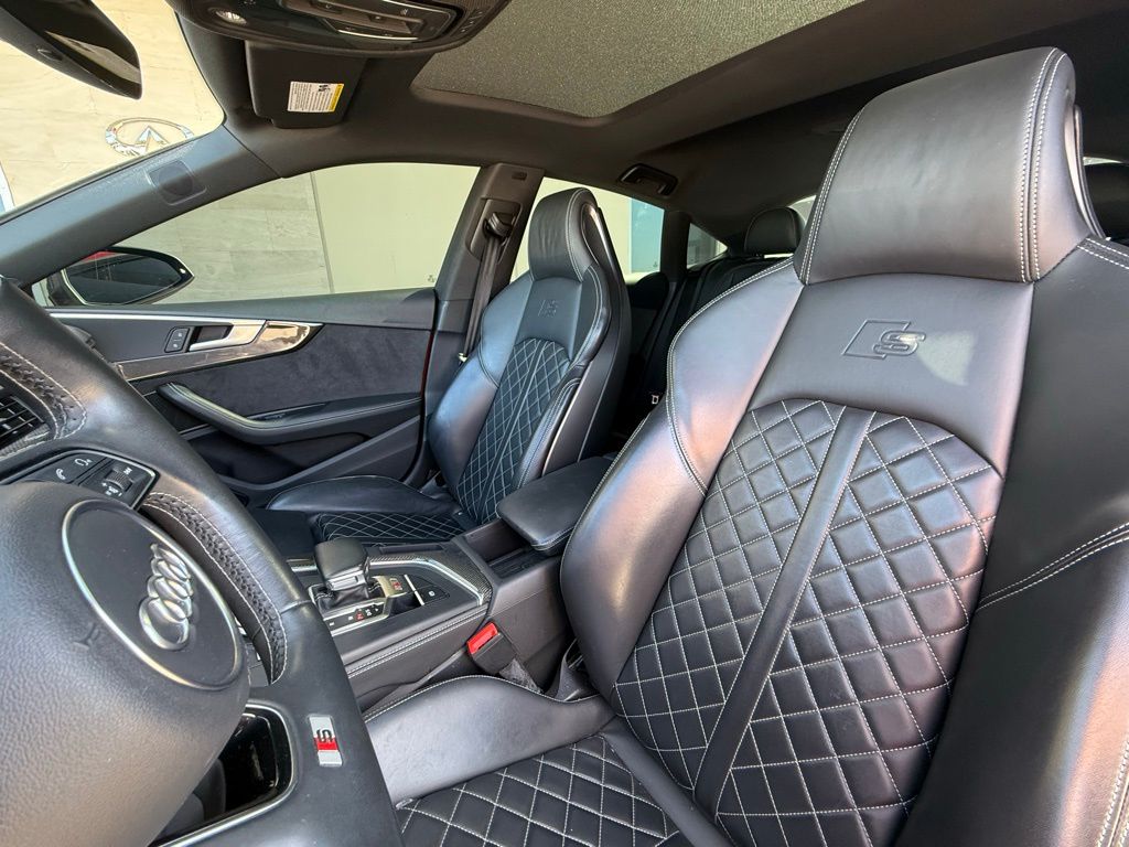 2019 Audi S5 Prestige photo 7