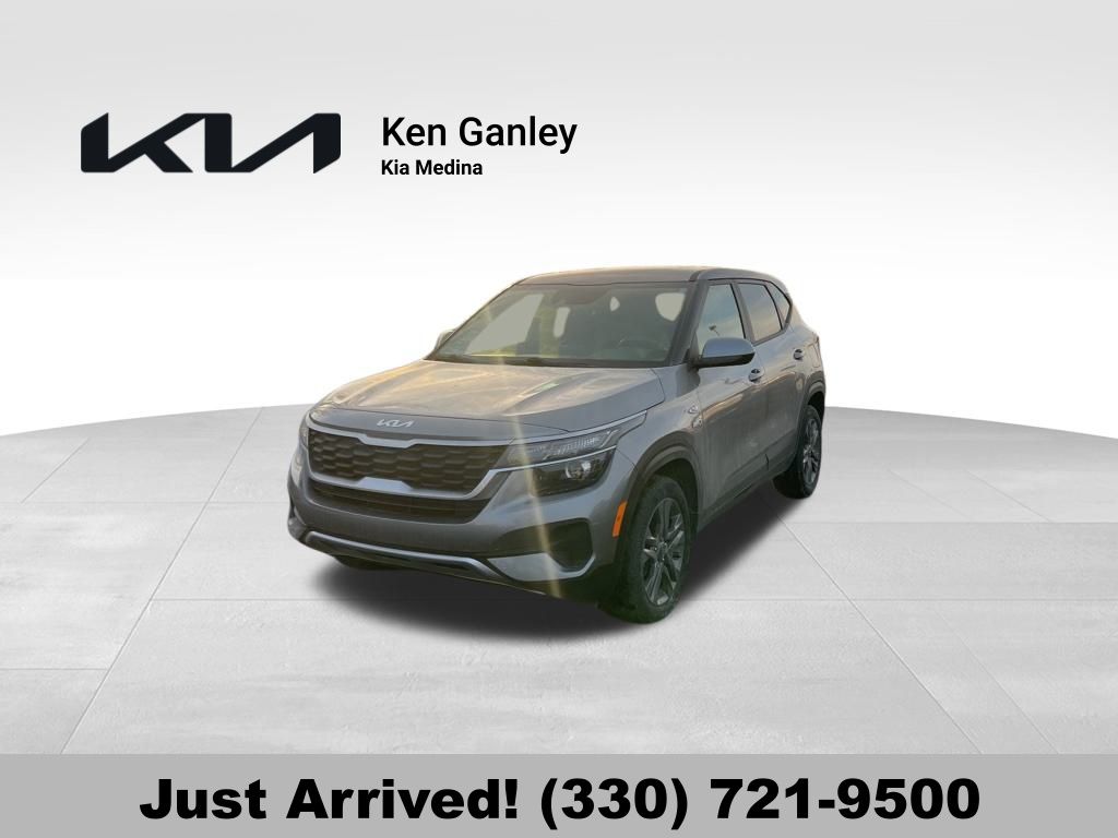 2023 Kia Seltos LX's photo