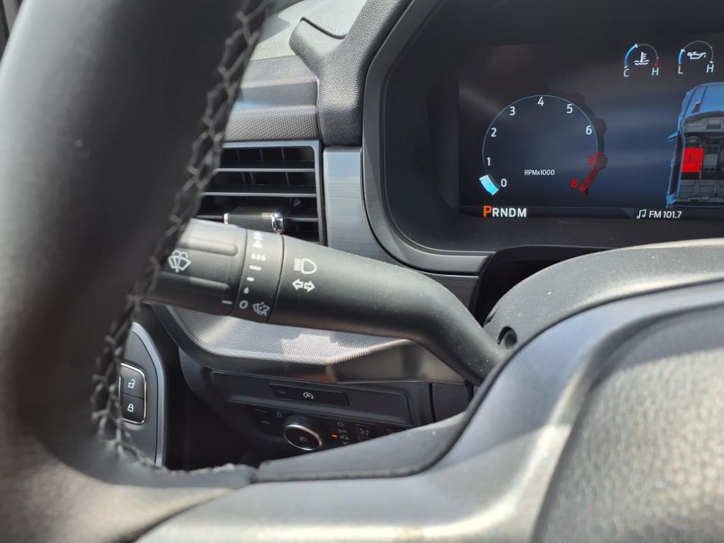 2025 Ford F-150 Lariat photo 25