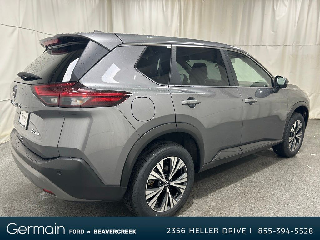 2023 Nissan Rogue SV photo 6