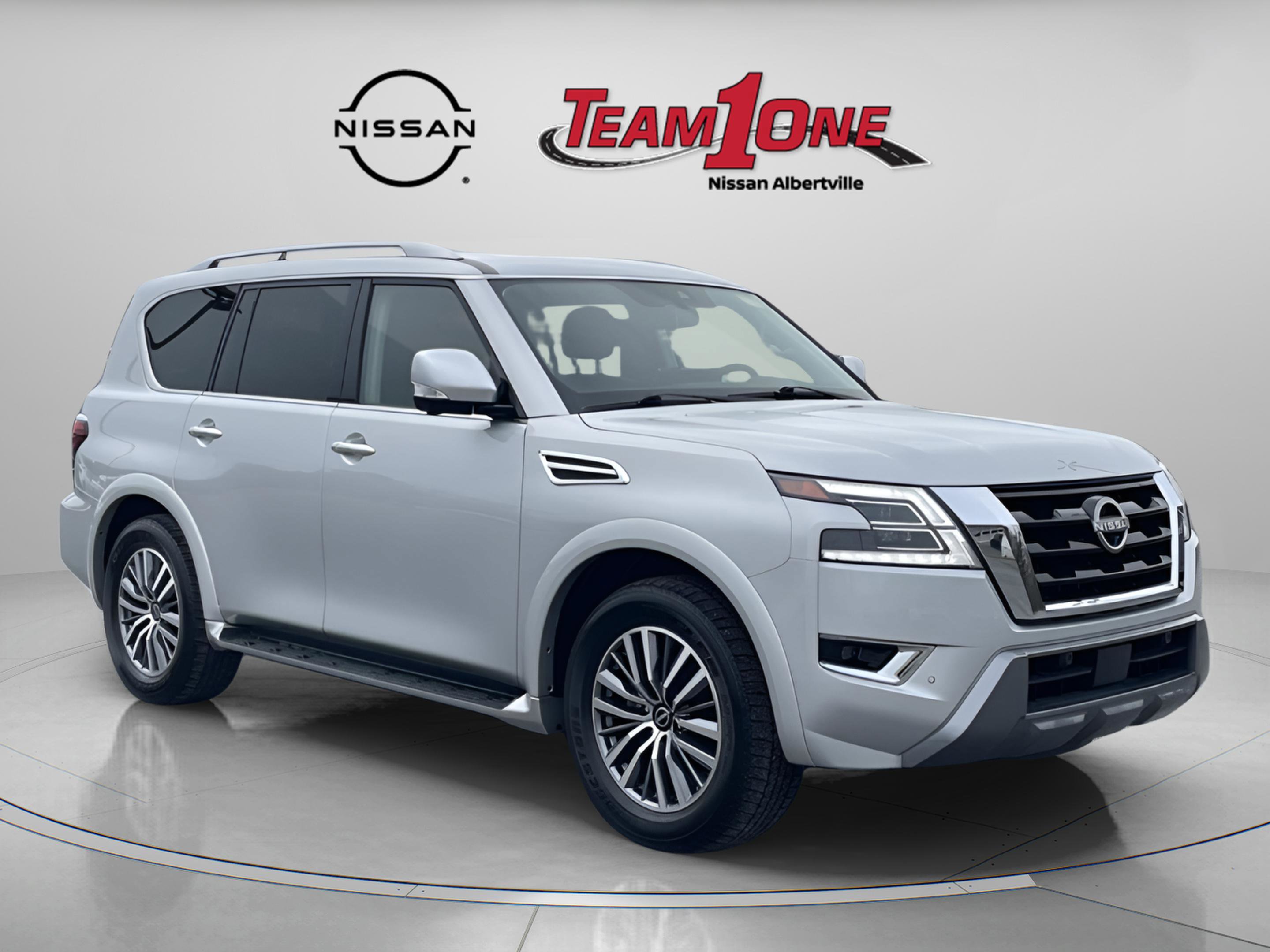 2024 Nissan Armada SL's photo