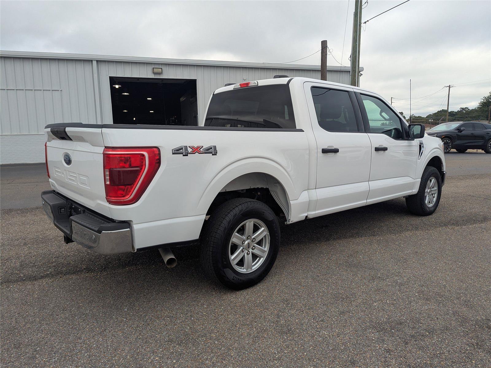 2022 Ford F-150 XLT photo 5