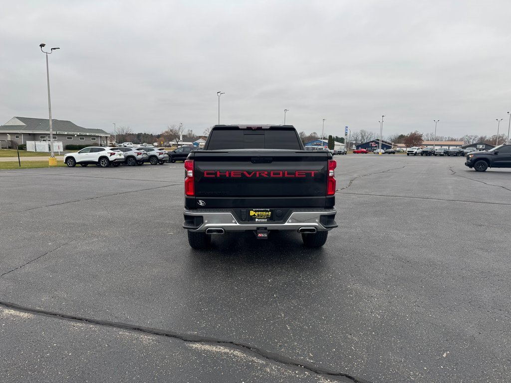 2021 Chevrolet Silverado 1500 LTZ photo 4