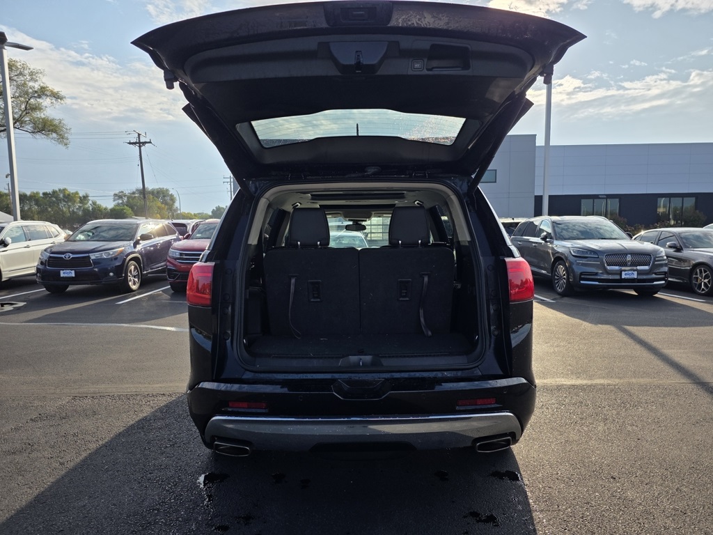 2017 Gmc Acadia Denali photo 4