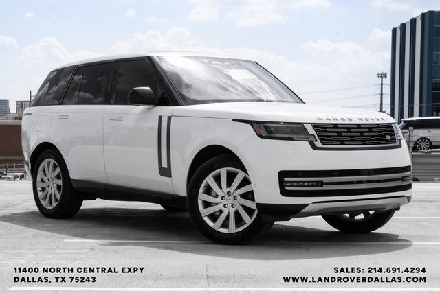 2023 Land Rover Range Rover SE photo 4