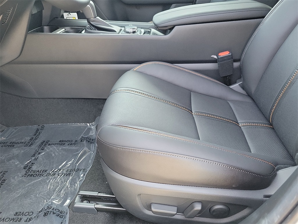 2025 Mazda CX-50 Premium photo 10