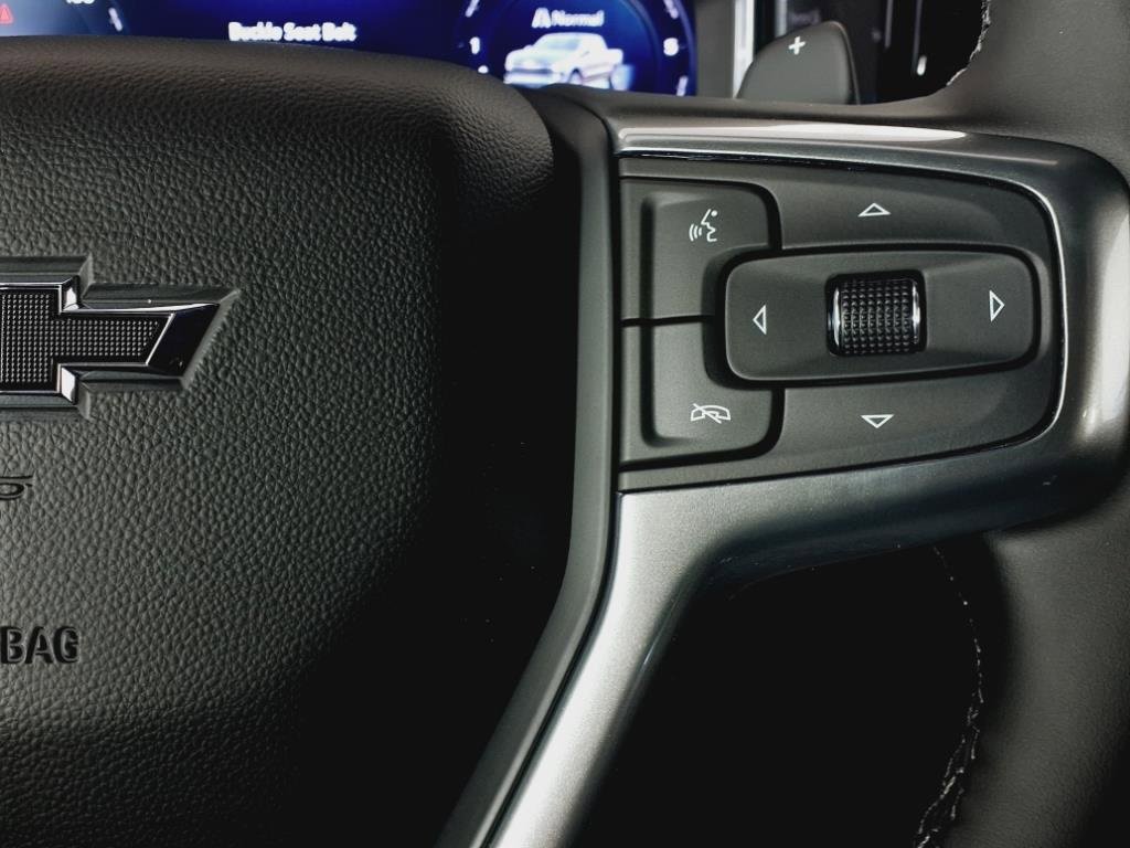 2025 Chevrolet Silverado 1500 RST photo 9